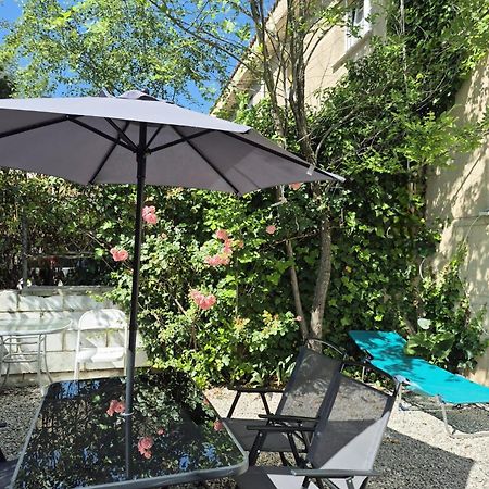 Cool Basement Studio In Hosts House With Private Terrace And Bbq Сисур-Майор Экстерьер фото